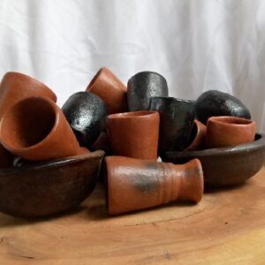 VAISSELLE EN POTERIE
